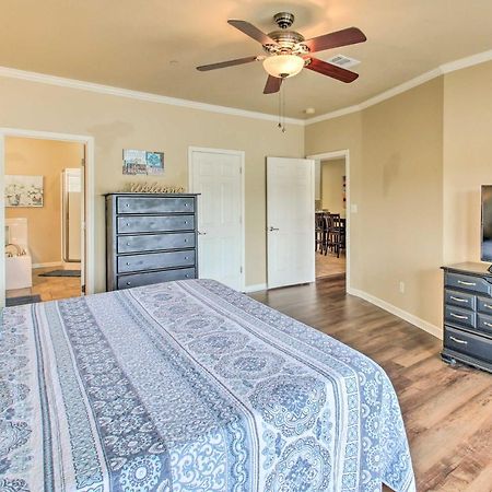 Lakefront Hot Springs Condo With Balcony And Boat Slip Exterior photo
